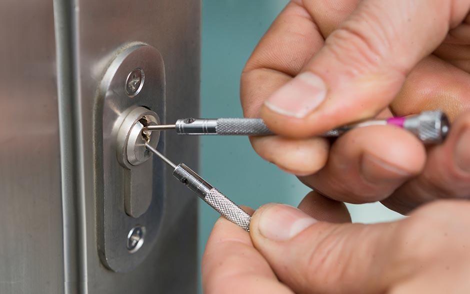 changer verrou porte Mantes-la-Ville